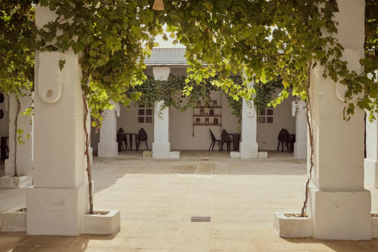Masseria Le Carrube Ostuni Eksteriør billede
