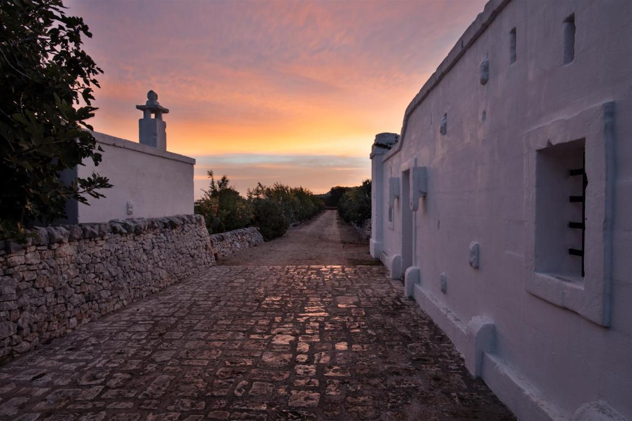 Masseria Le Carrube Ostuni Eksteriør billede