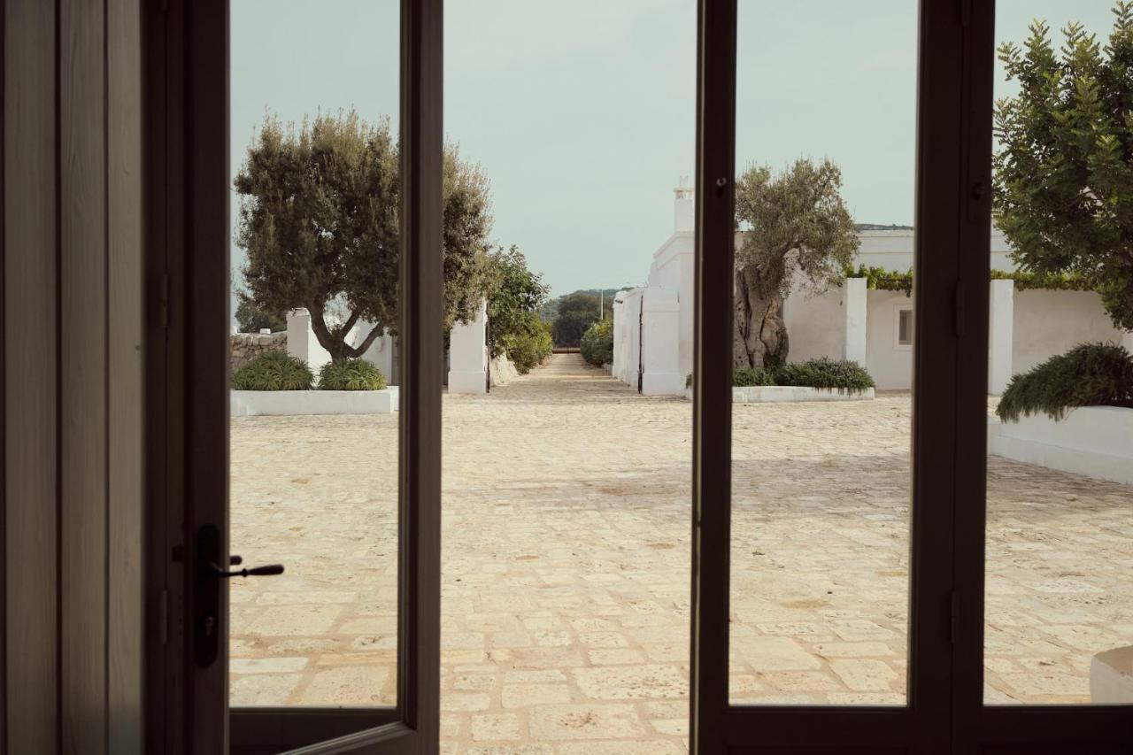 Masseria Le Carrube Ostuni Eksteriør billede