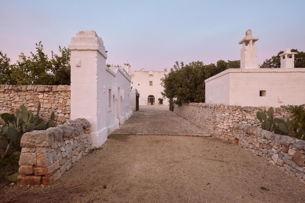 Masseria Le Carrube Ostuni Eksteriør billede