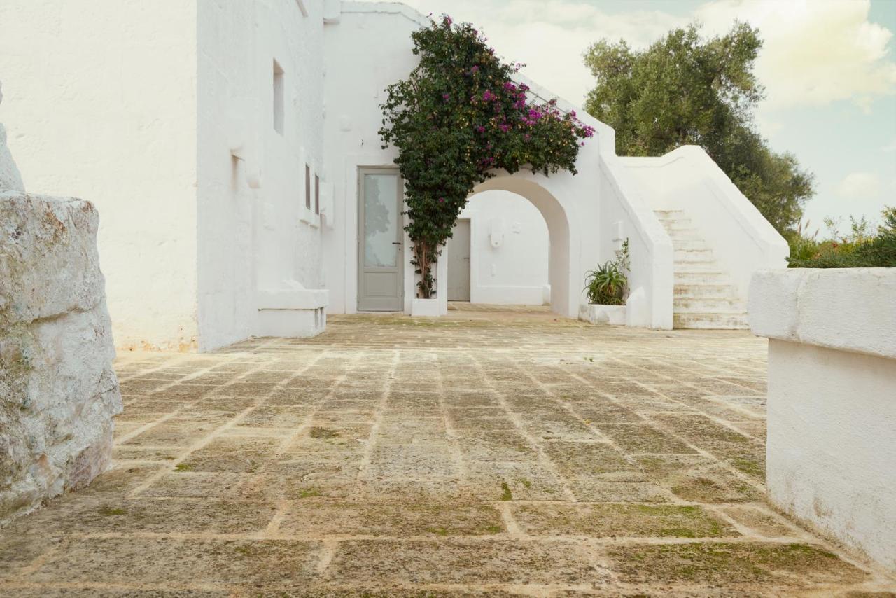 Masseria Le Carrube Ostuni Eksteriør billede
