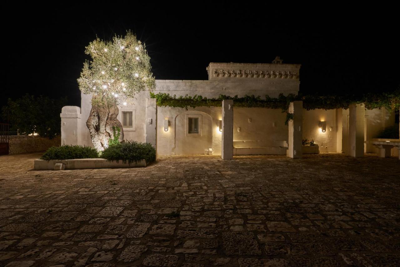 Masseria Le Carrube Ostuni Eksteriør billede