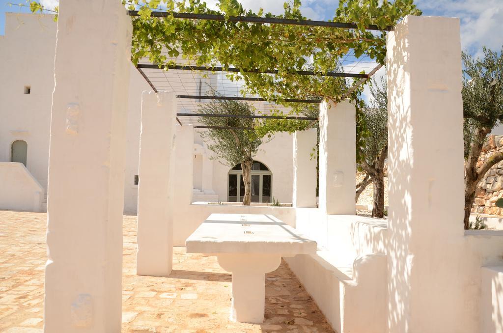 Masseria Le Carrube Ostuni Eksteriør billede