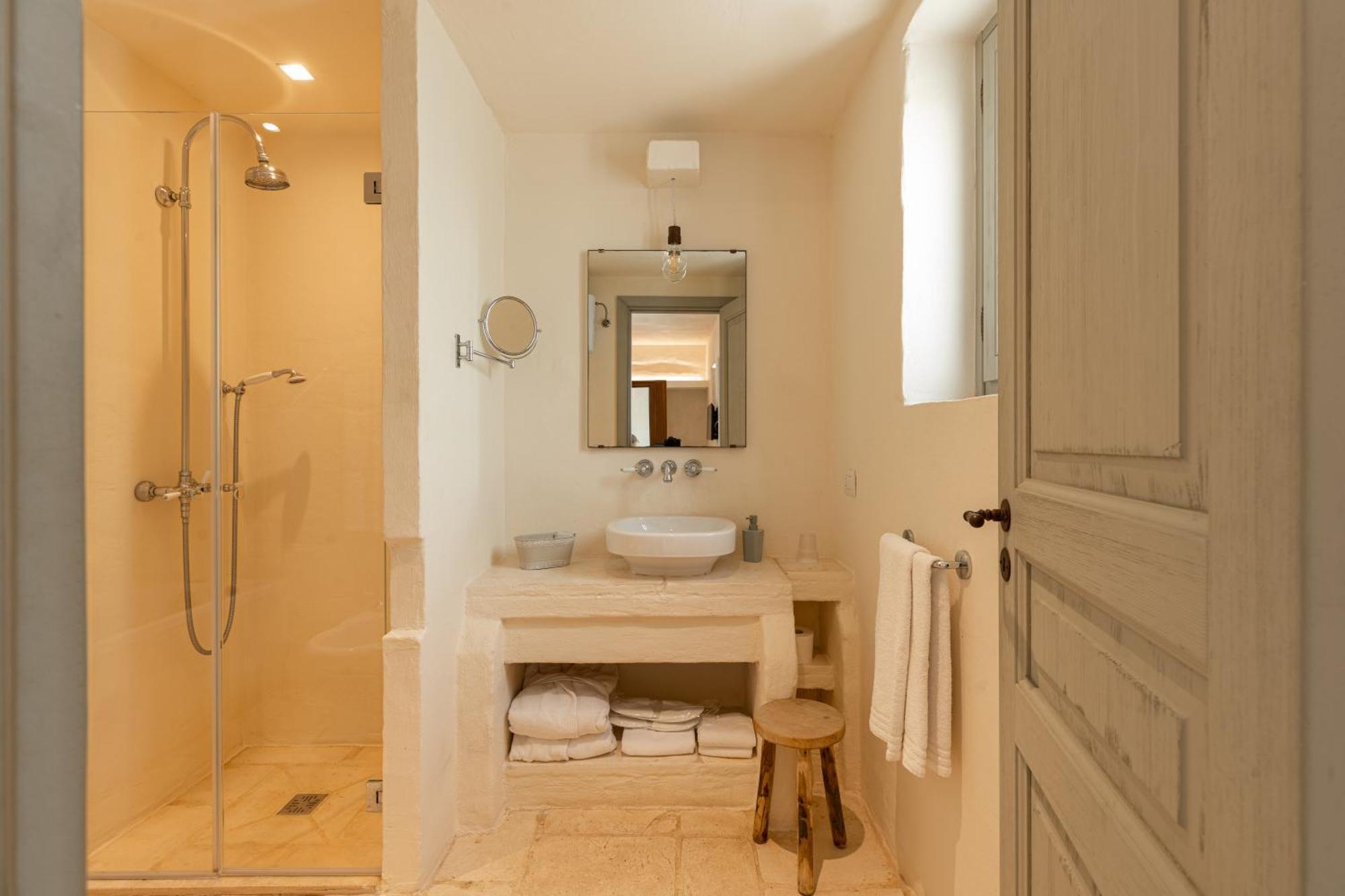 Masseria Le Carrube Ostuni Eksteriør billede