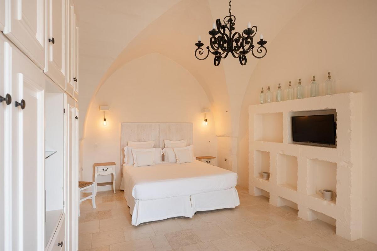 Masseria Le Carrube Ostuni Eksteriør billede